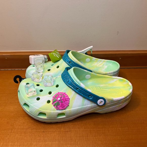 Brand New Crocs Margaritaville Clogs Limited Edition with Jibbitz!!!